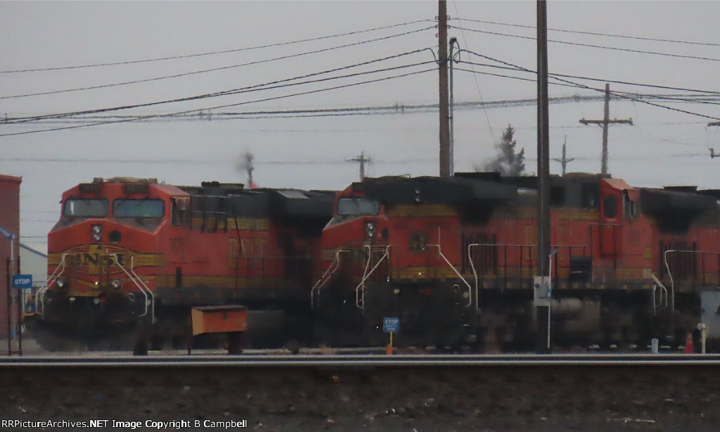 BNSF 7676-BNSF 4063